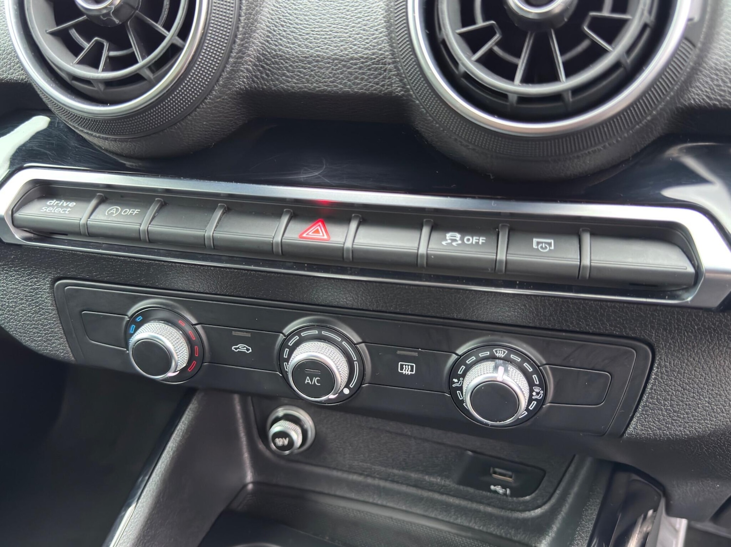 Used Audi Q2 2019 for sale - 77439833: Photo 41