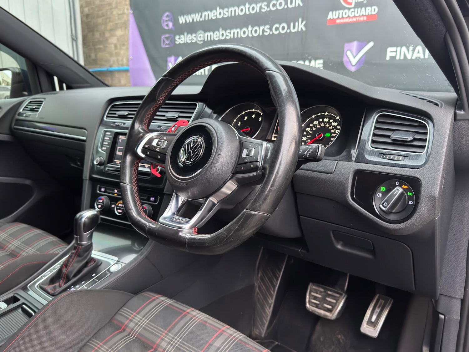 Used Volkswagen Golf 2015 for sale - 77052537: Photo 25