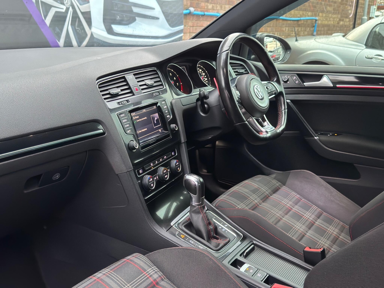 Used Volkswagen Golf 2015 for sale - 77052537: Photo 47