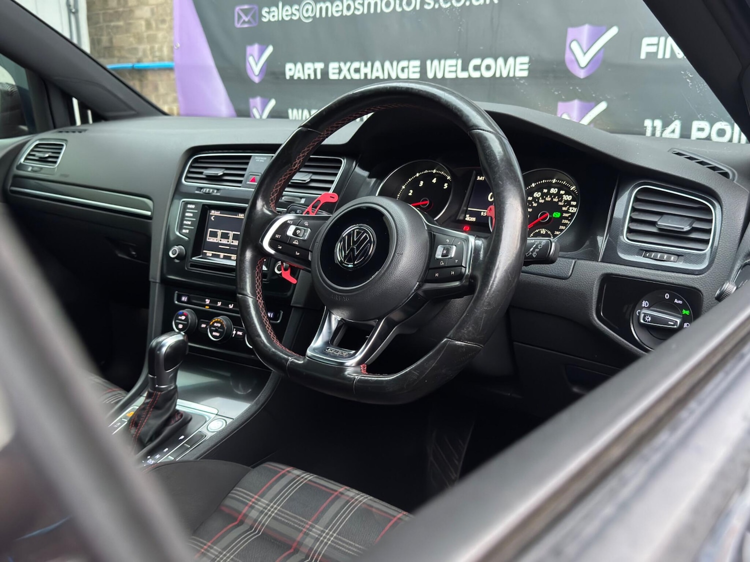 Used Volkswagen Golf 2015 for sale - 77052537: Photo 9