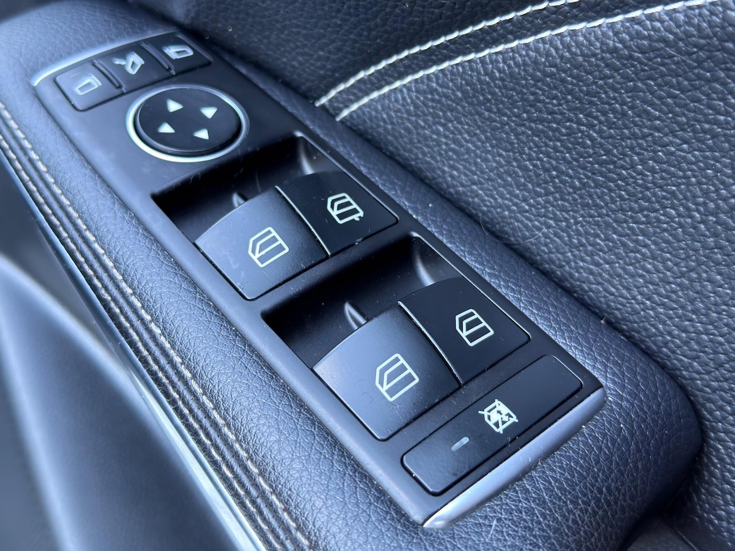 Used Mercedes-Benz A-Class 2016 for sale - 77646248: Photo 27