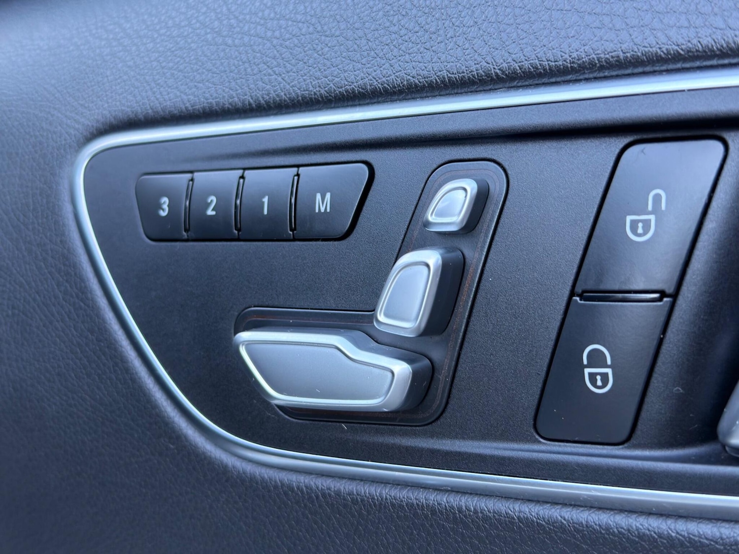 Used Mercedes-Benz A-Class 2016 for sale - 77646248: Photo 28