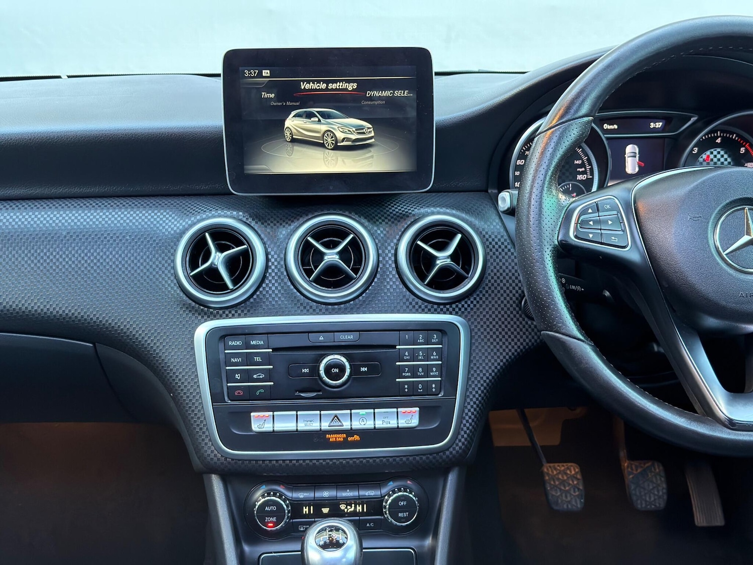 Used Mercedes-Benz A-Class 2016 for sale - 77646248: Photo 35