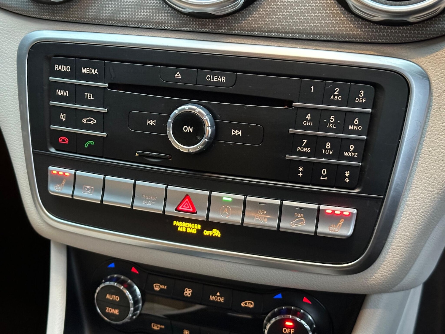 Used Mercedes-Benz GLA 2018 for sale - 76326645: Photo 46