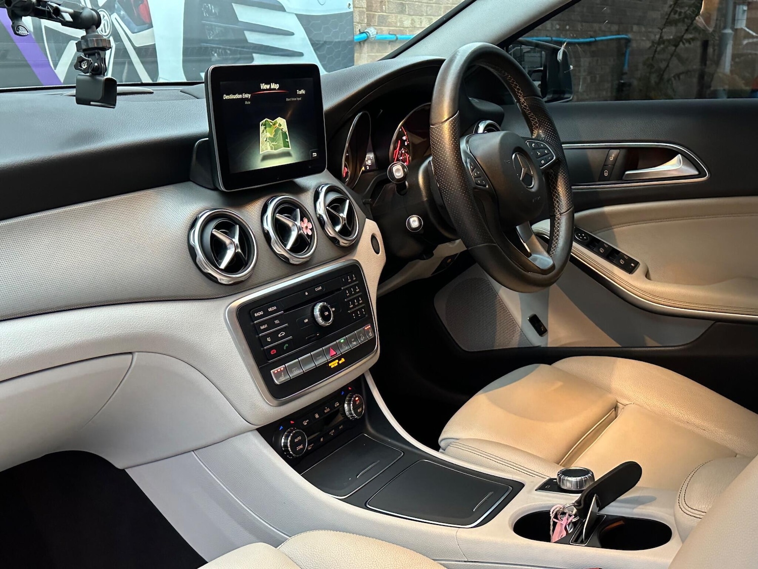 Used Mercedes-Benz GLA 2018 for sale - 76326645: Photo 51
