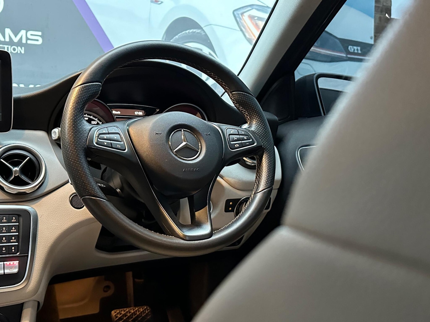 Used Mercedes-Benz GLA 2018 for sale - 76326645: Photo 54