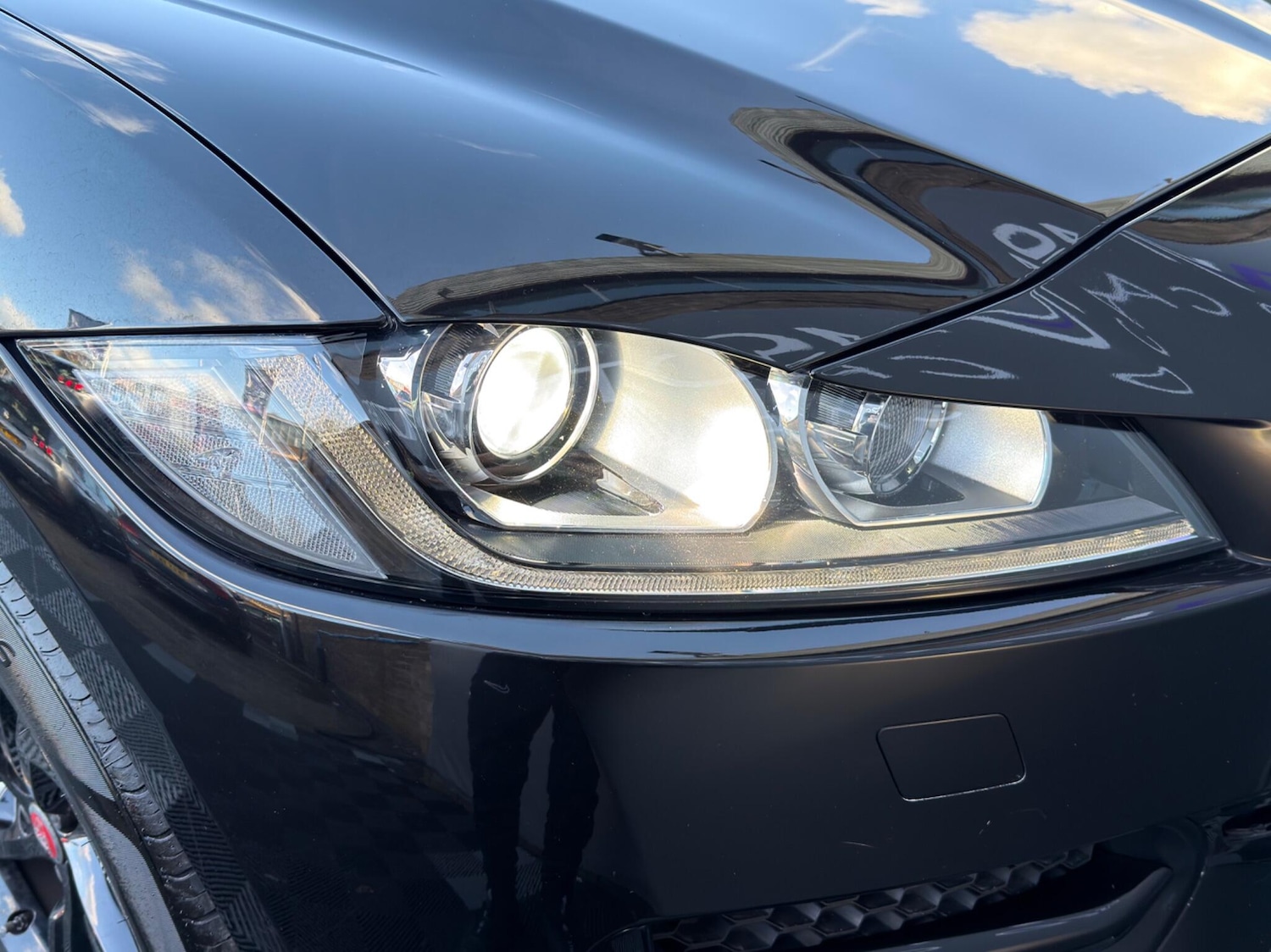 Used Jaguar F-Pace 2017 for sale - 77925870: Photo 10