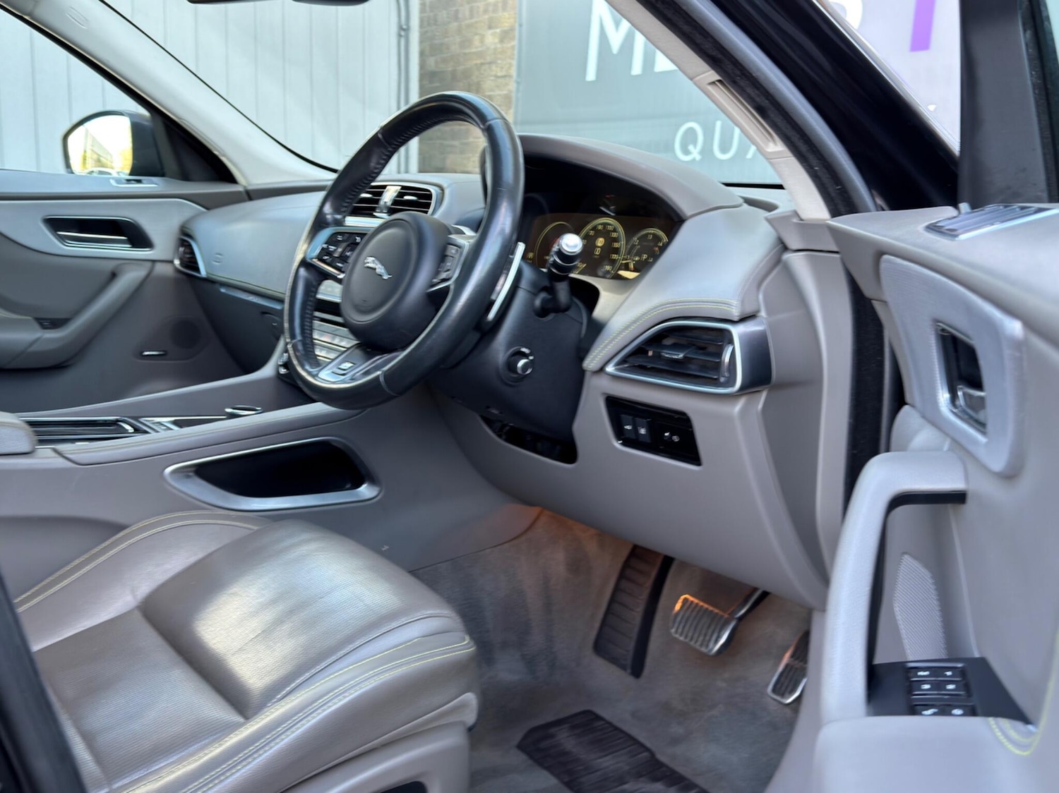 Used Jaguar F-Pace 2017 for sale - 77925870: Photo 11