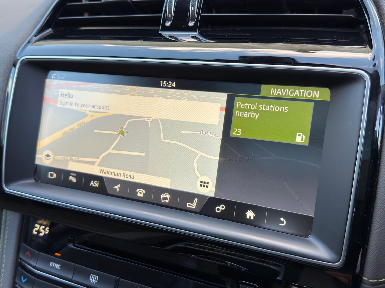 Used Jaguar F-Pace 2017 for sale - 77925870: Photo 41