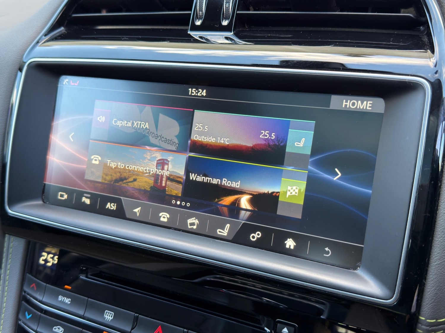 Used Jaguar F-Pace 2017 for sale - 77925870: Photo 44