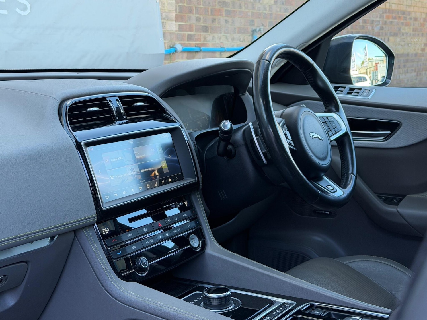 Used Jaguar F-Pace 2017 for sale - 77925870: Photo 52