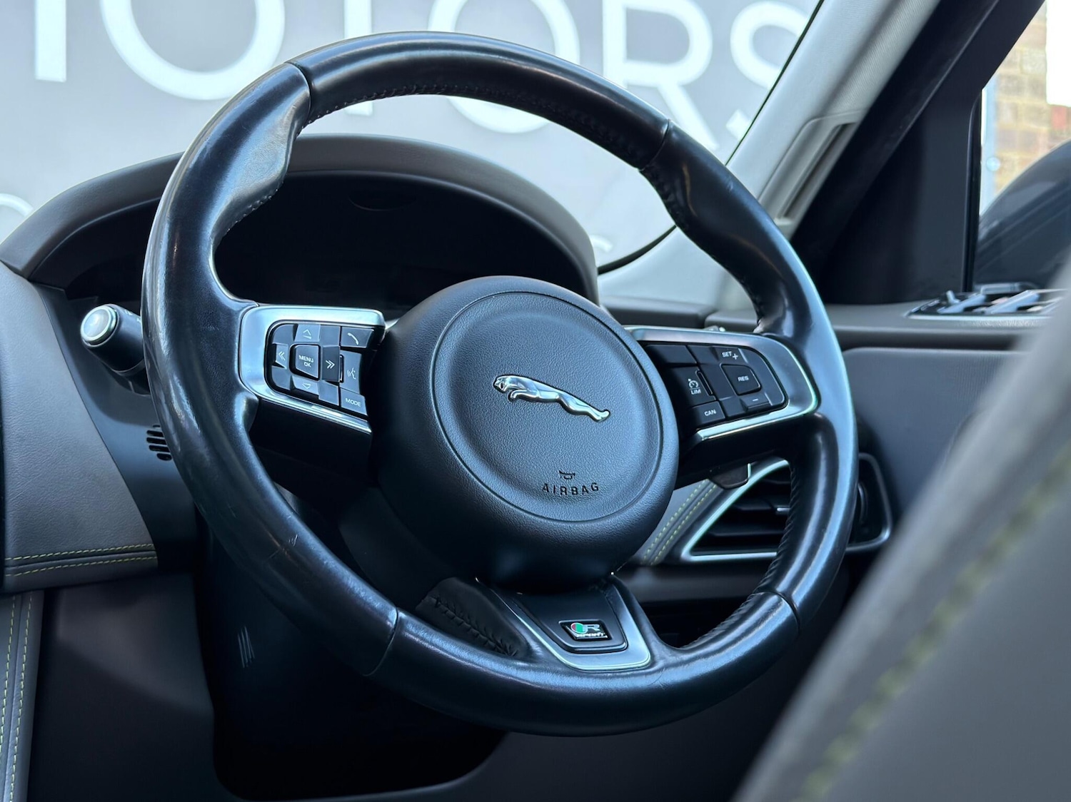 Used Jaguar F-Pace 2017 for sale - 77925870: Photo 55