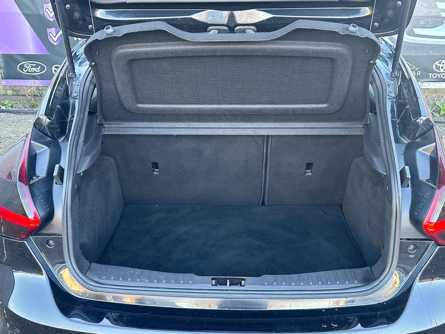 Used Ford Focus for sale - 76753354: Photo 18