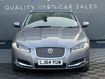 Used Jaguar XF 2014 for sale - 79007943: Photo