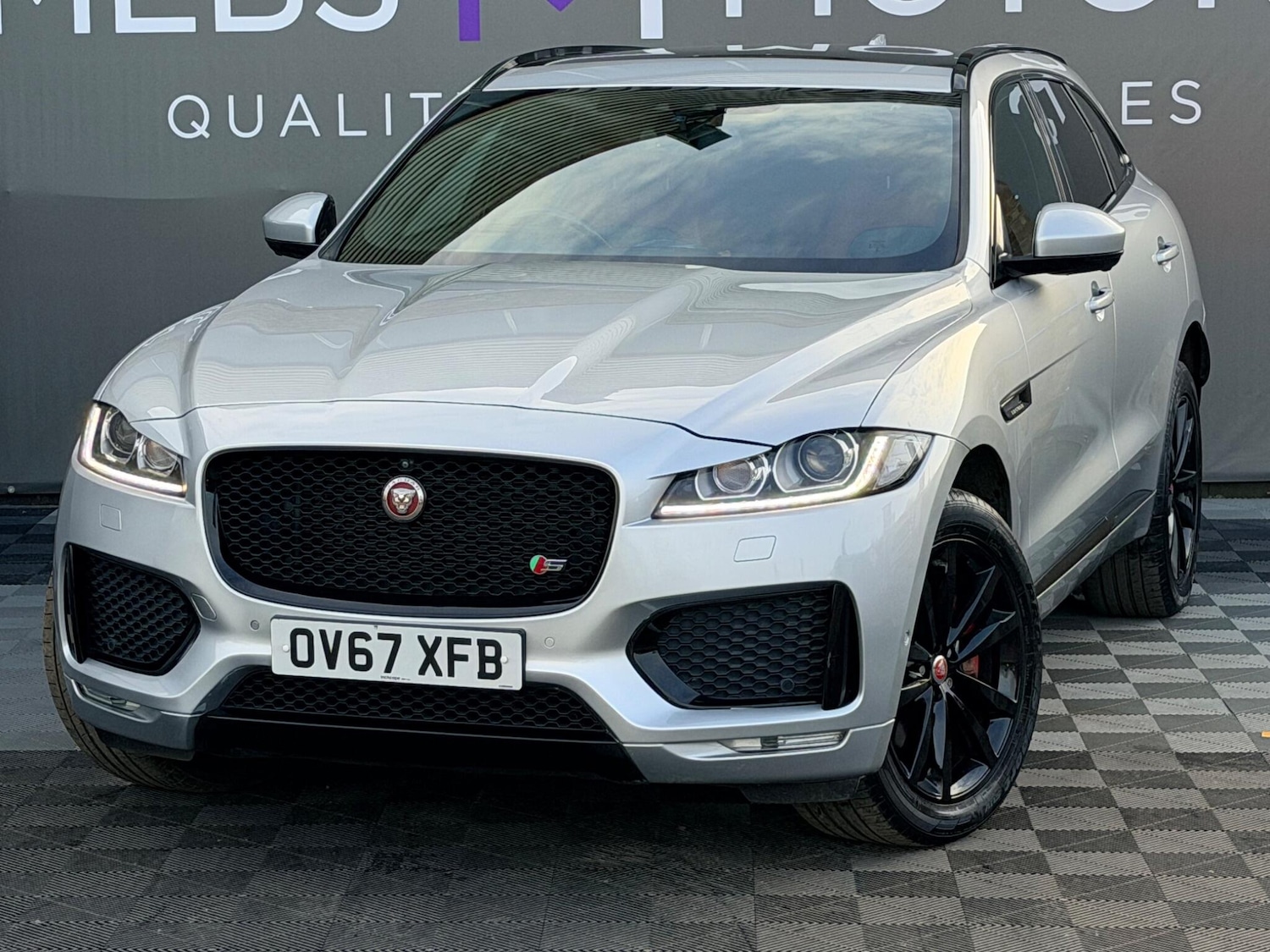 Used Jaguar F-Pace 2017 for sale - 77799464: Photo 19