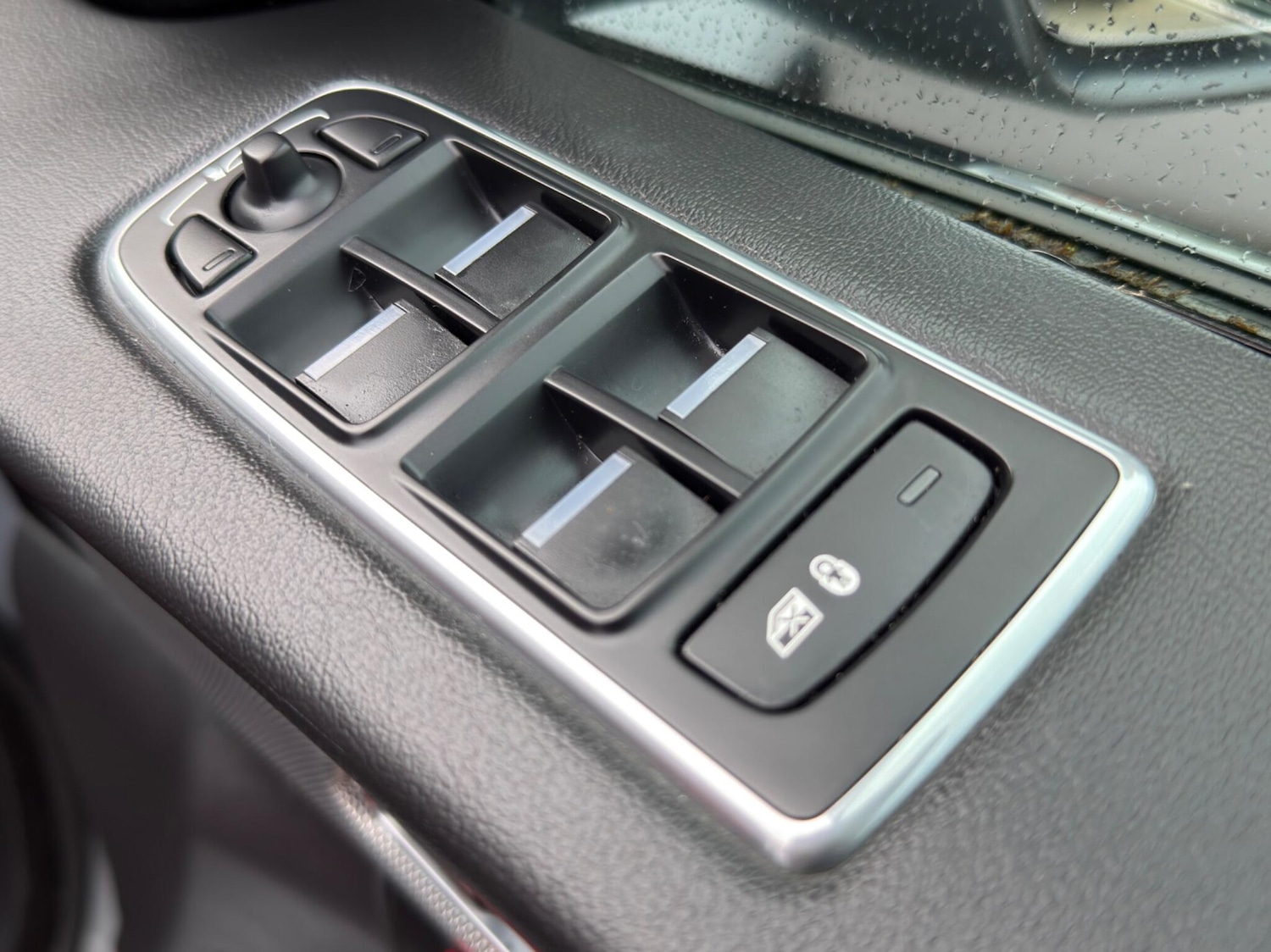 Used Jaguar F-Pace 2017 for sale - 77799464: Photo 31