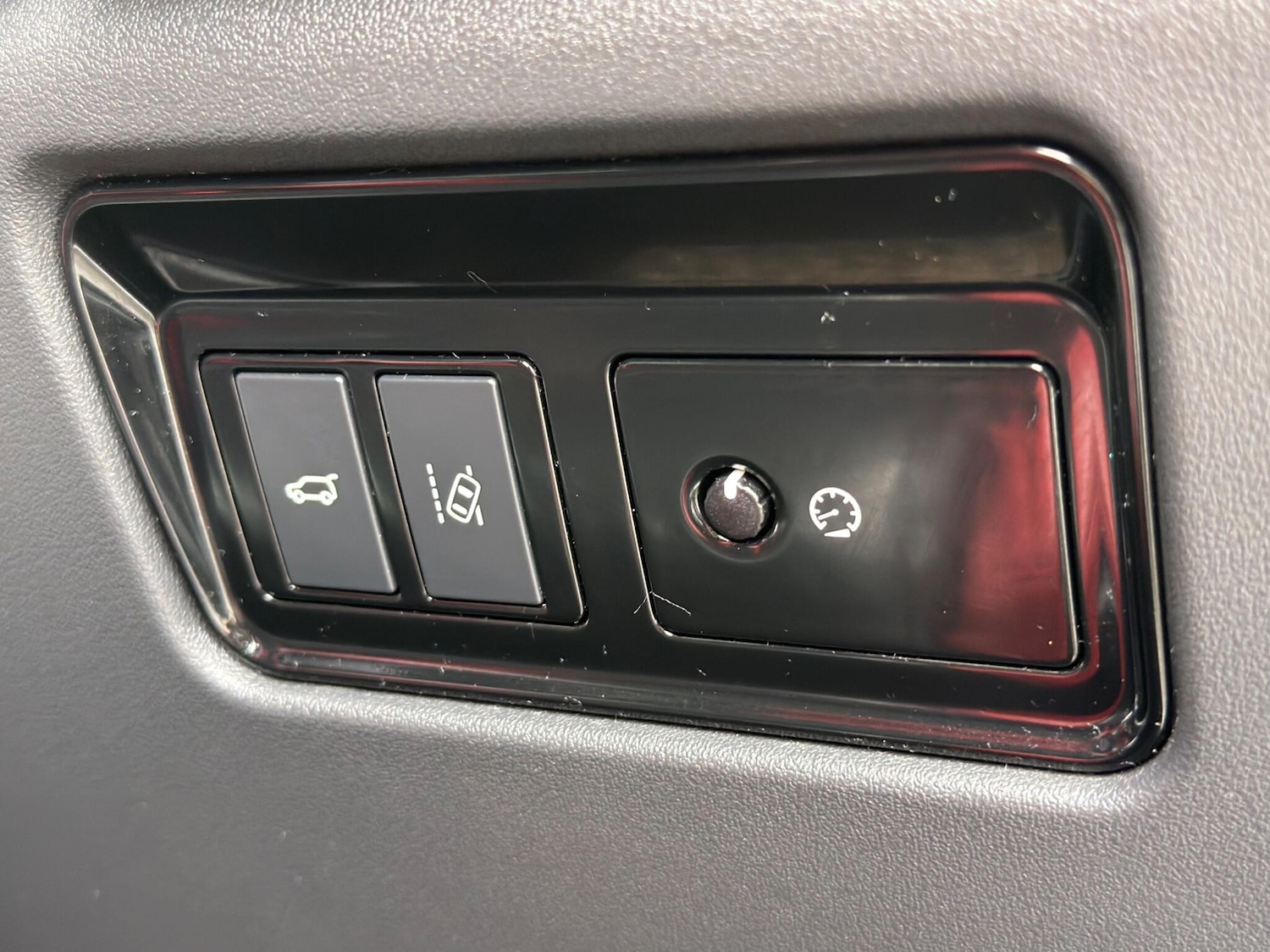 Used Jaguar F-Pace 2017 for sale - 77799464: Photo 33