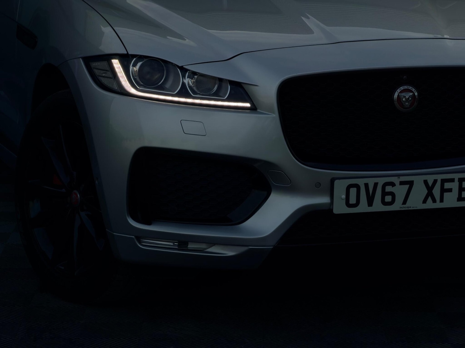 Used Jaguar F-Pace 2017 for sale - 77799464: Photo 5