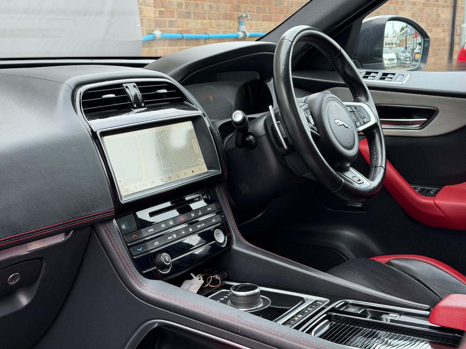 Used Jaguar F-Pace 2017 for sale - 77799464: Photo 58