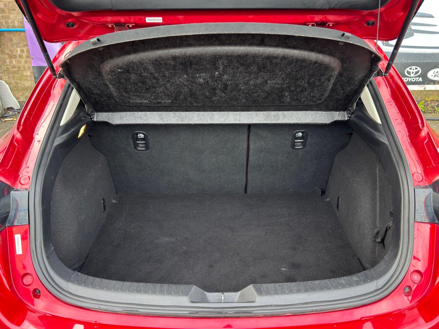 Used Mazda Mazda3 2016 for sale - 76849852: Photo 18