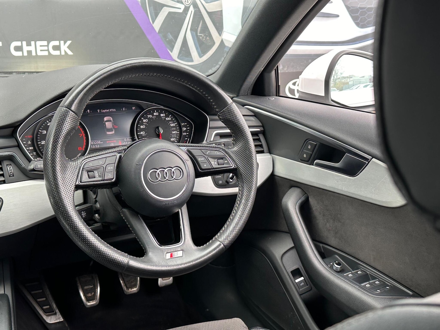 Used Audi A4 2017 for sale - 76511861: Photo 11