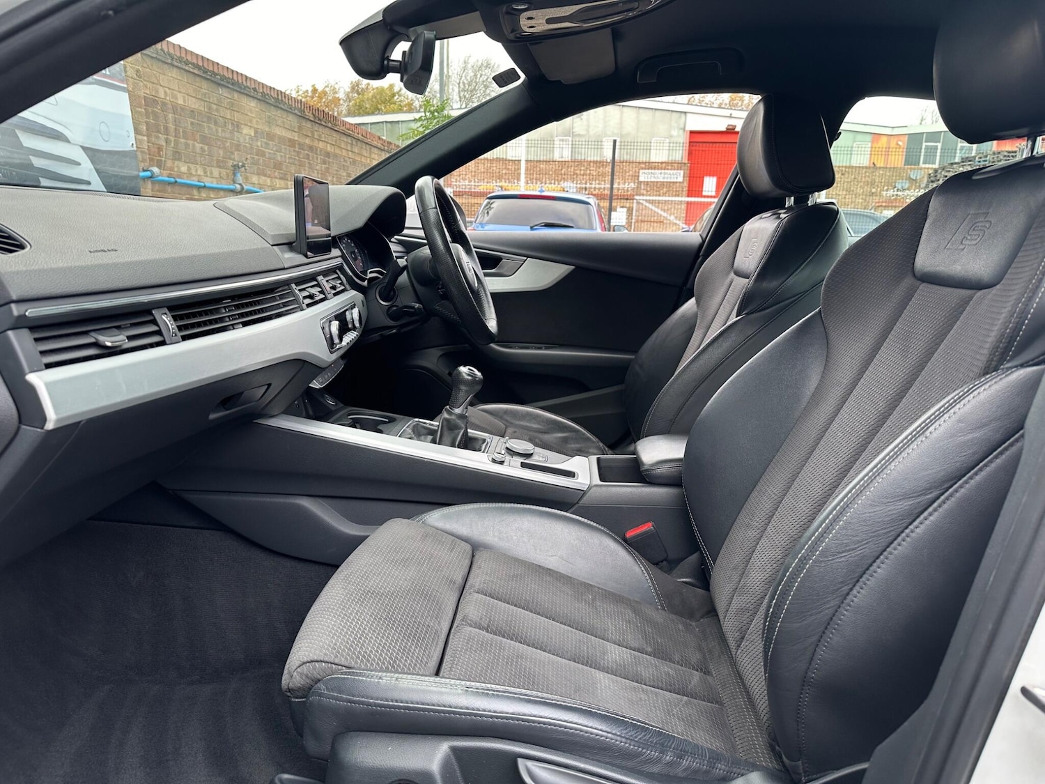 Used Audi A4 2017 for sale - 76511861: Photo 47