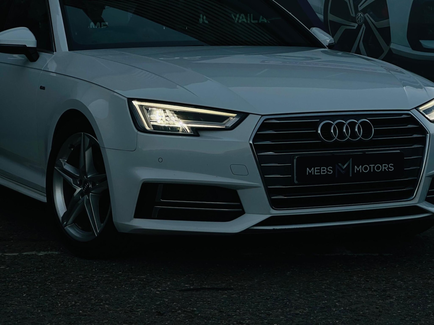 Used Audi A4 2017 for sale - 76511861: Photo 6