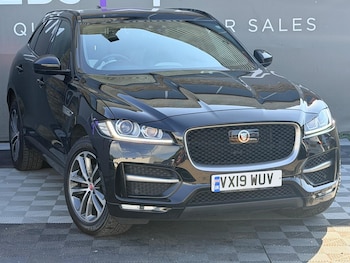 Used Jaguar F-Pace 2019 for sale - 78763518: Photo