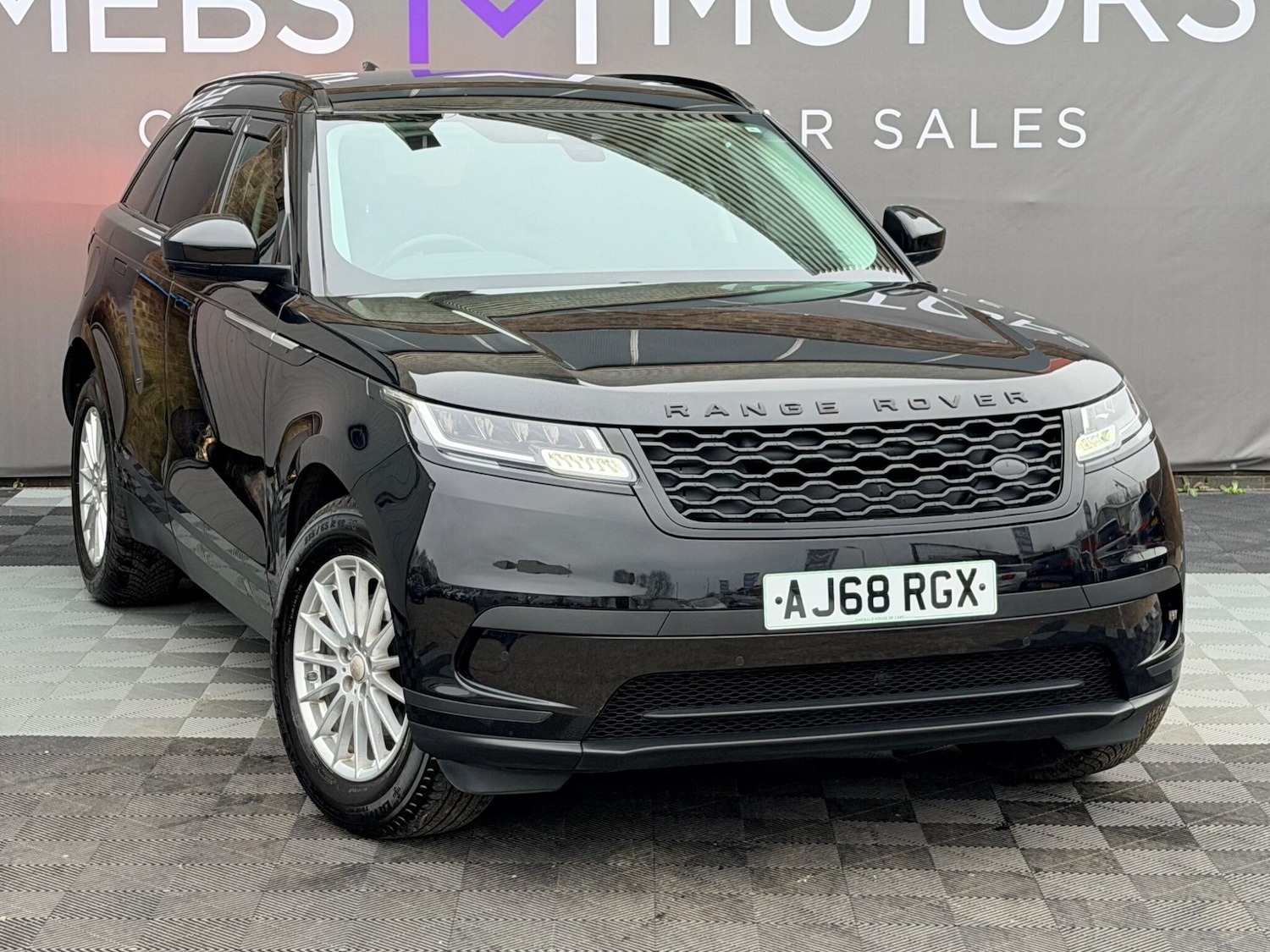 Used Land Rover Range Rover Velar 2019 for sale - 77646856: Photo 3