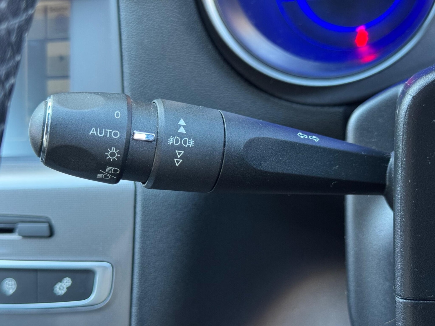 Used Citroen C4 2016 for sale - 76802404: Photo 28