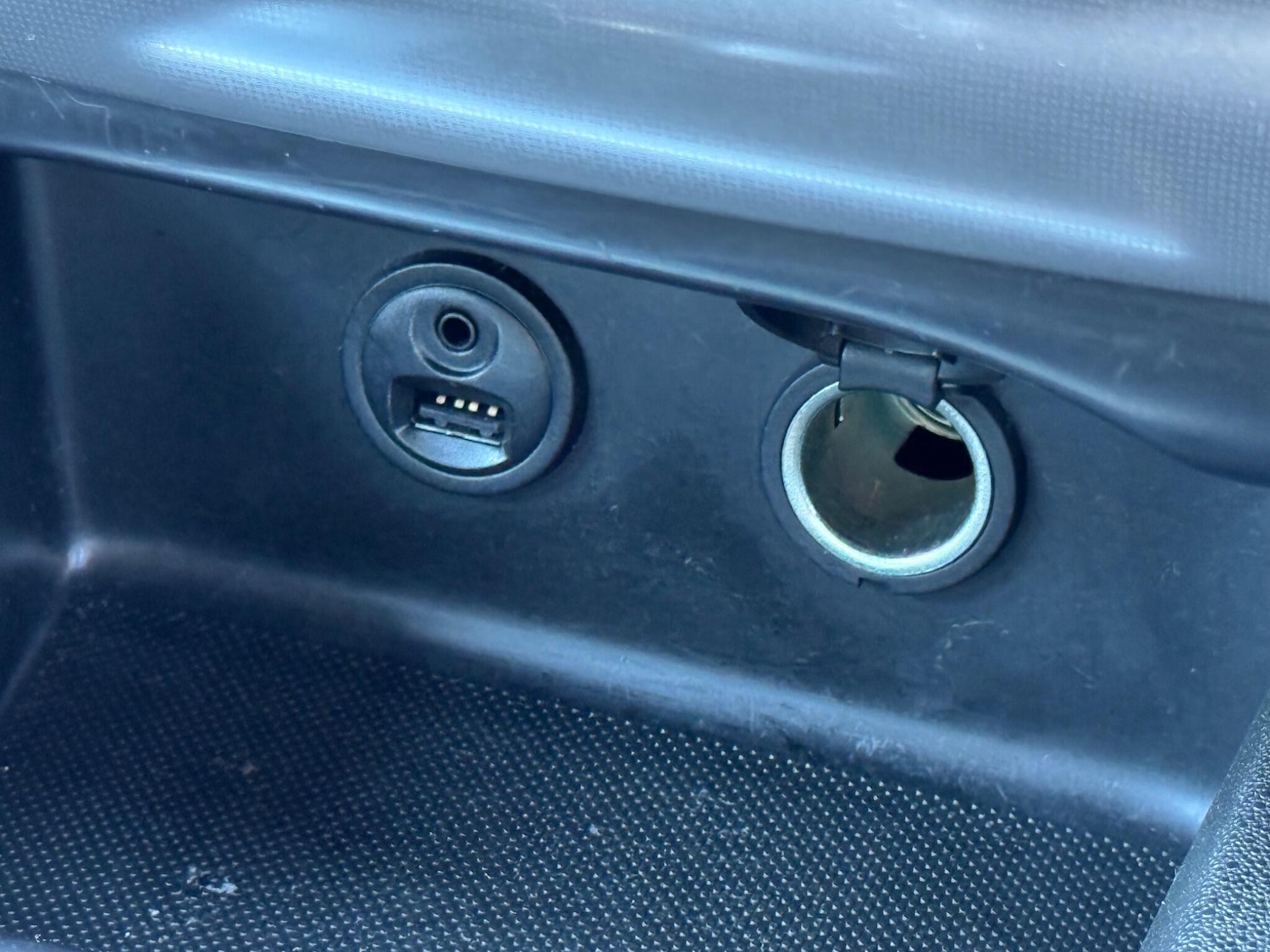 Used Citroen C4 2016 for sale - 76802404: Photo 42