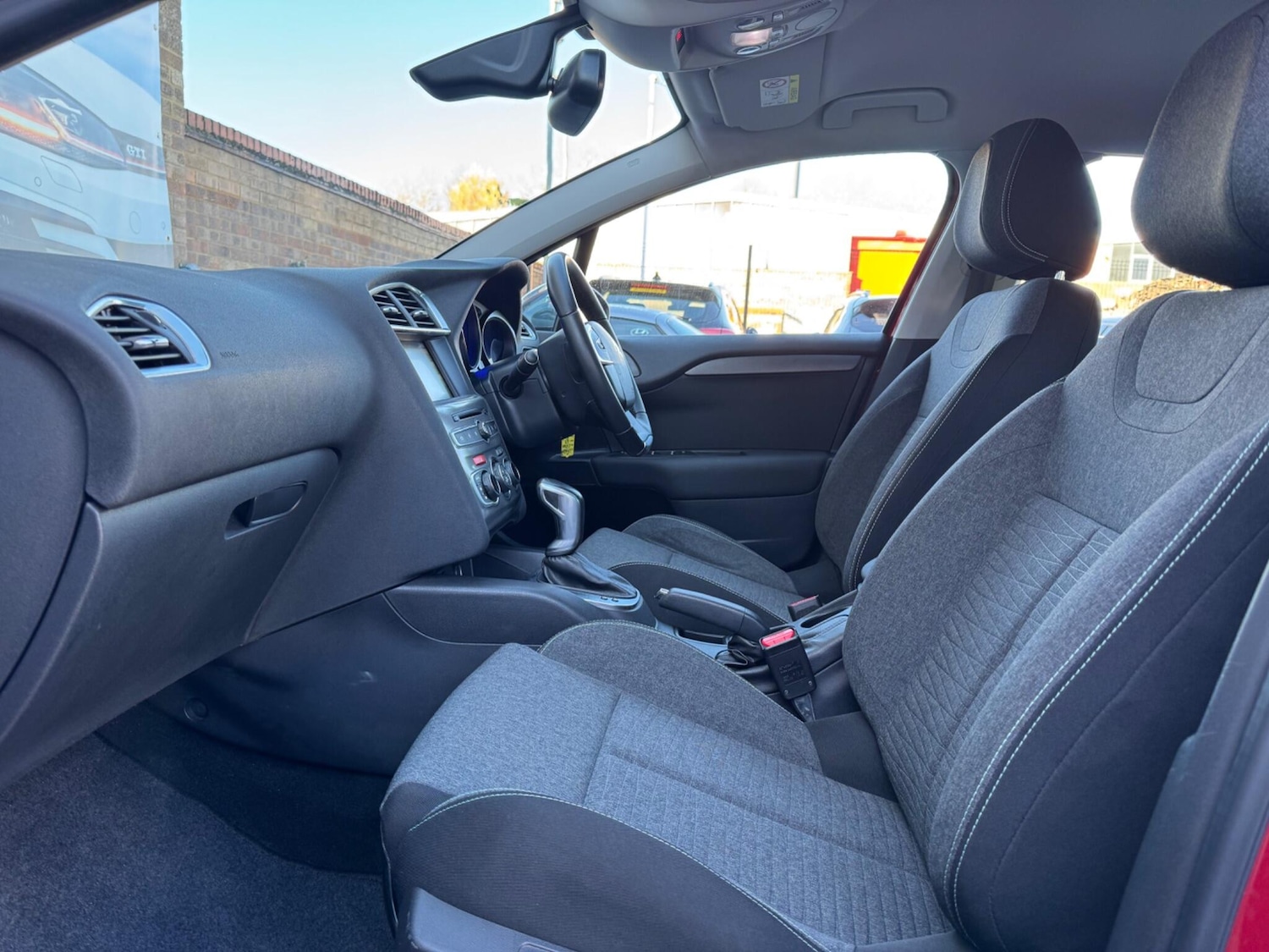 Used Citroen C4 2016 for sale - 76802404: Photo 44