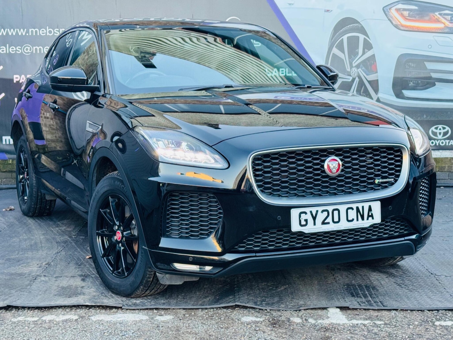 Used Jaguar E-Pace 2020 for sale - 76913654: Photo 1