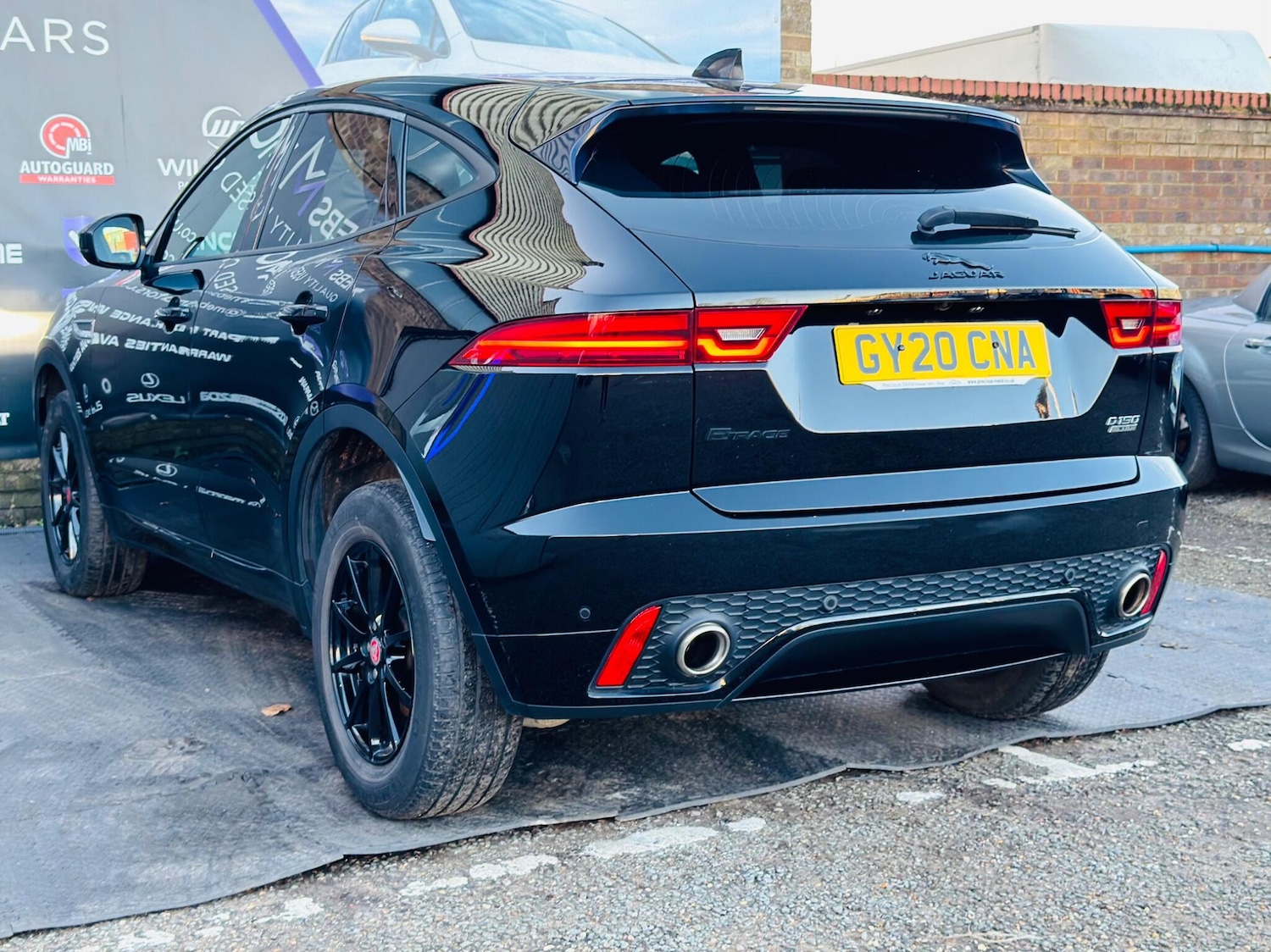 Used Jaguar E-Pace 2020 for sale - 76913654: Photo 15