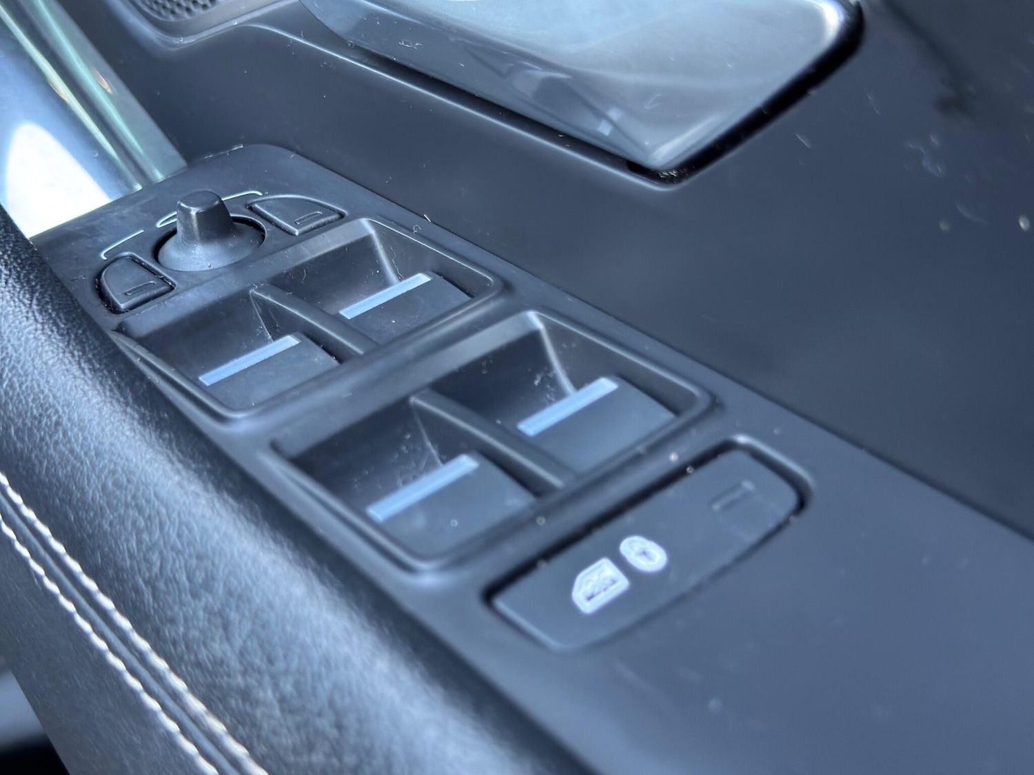 Used Jaguar E-Pace 2020 for sale - 76913654: Photo 24