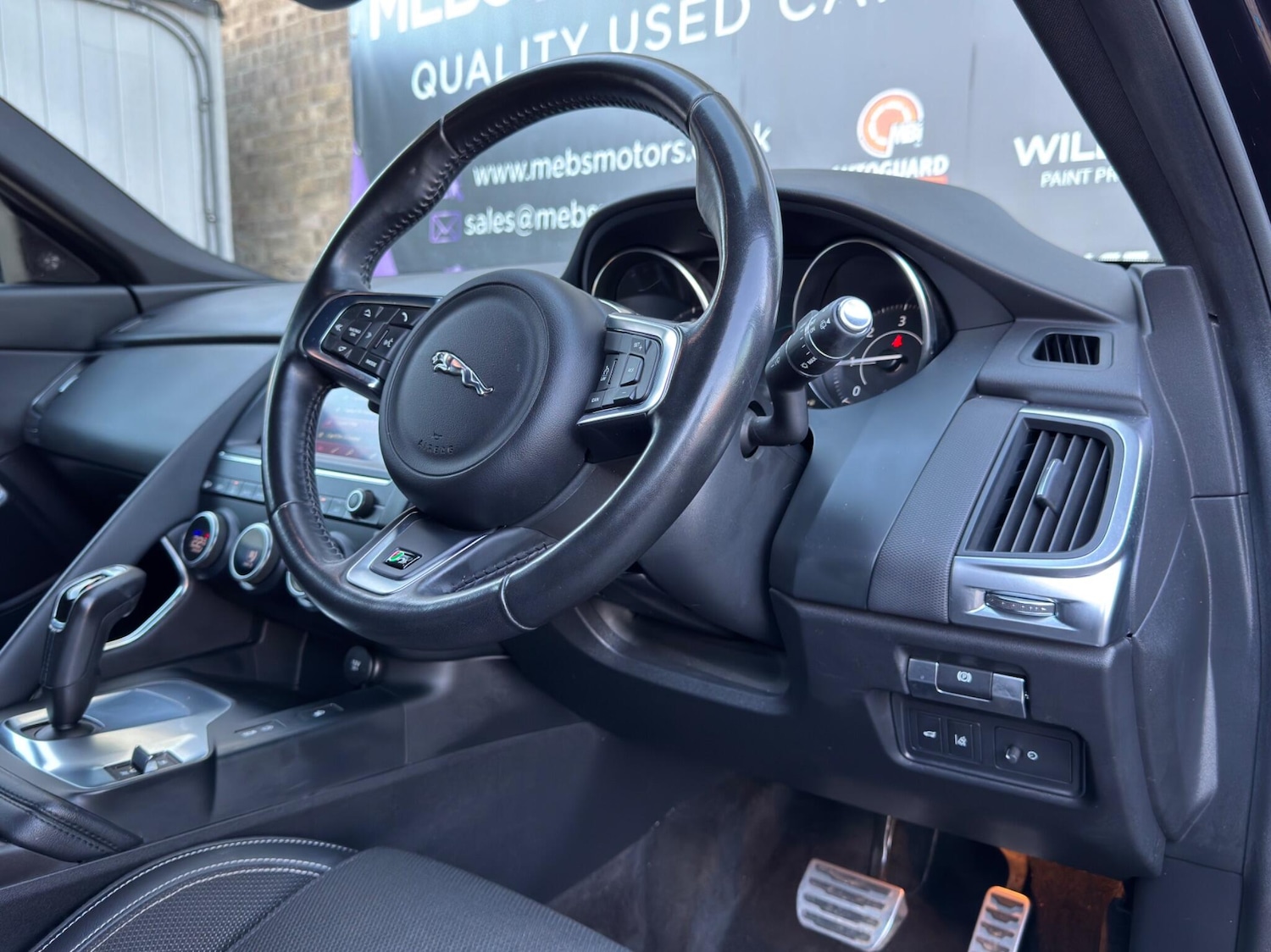 Used Jaguar E-Pace 2020 for sale - 76913654: Photo 25