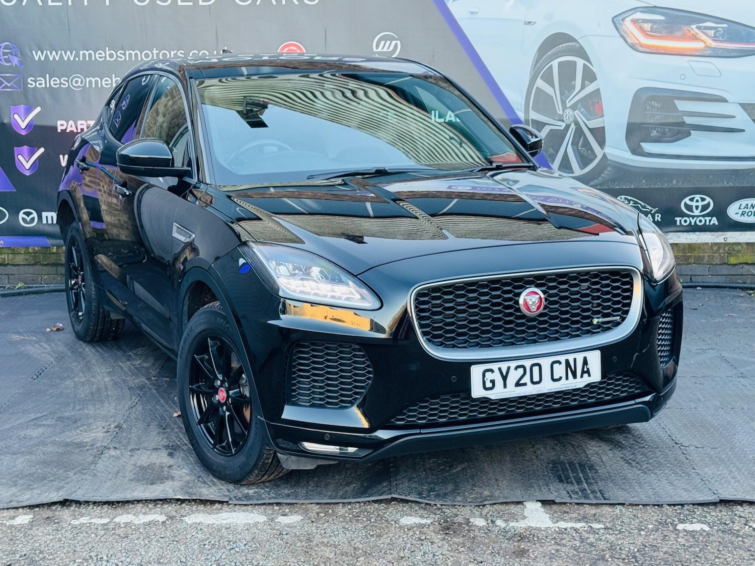 Used Jaguar E-Pace 2020 for sale - 76913654: Photo 3