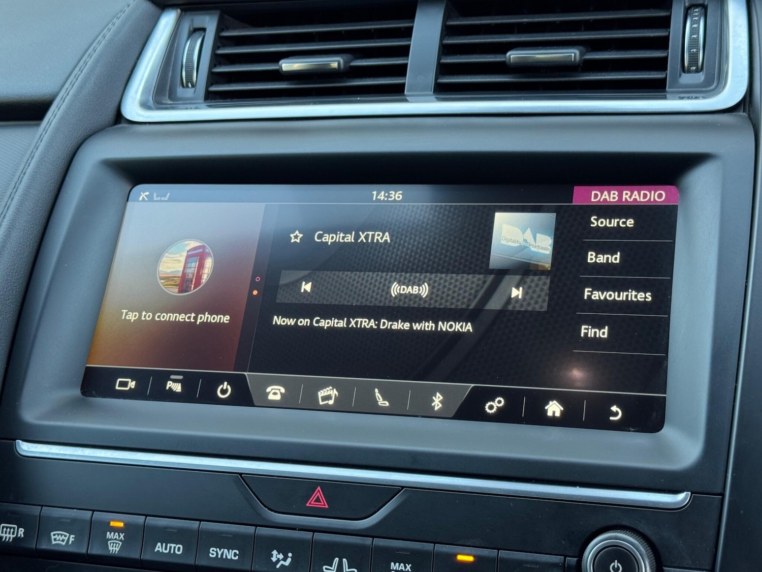 Used Jaguar E-Pace 2020 for sale - 76913654: Photo 38