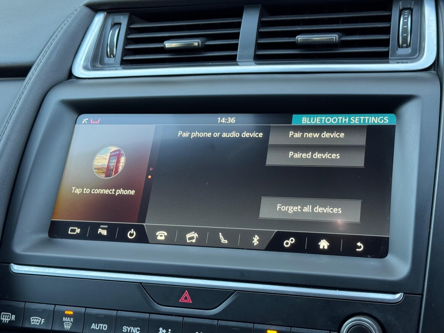 Used Jaguar E-Pace 2020 for sale - 76913654: Photo 41