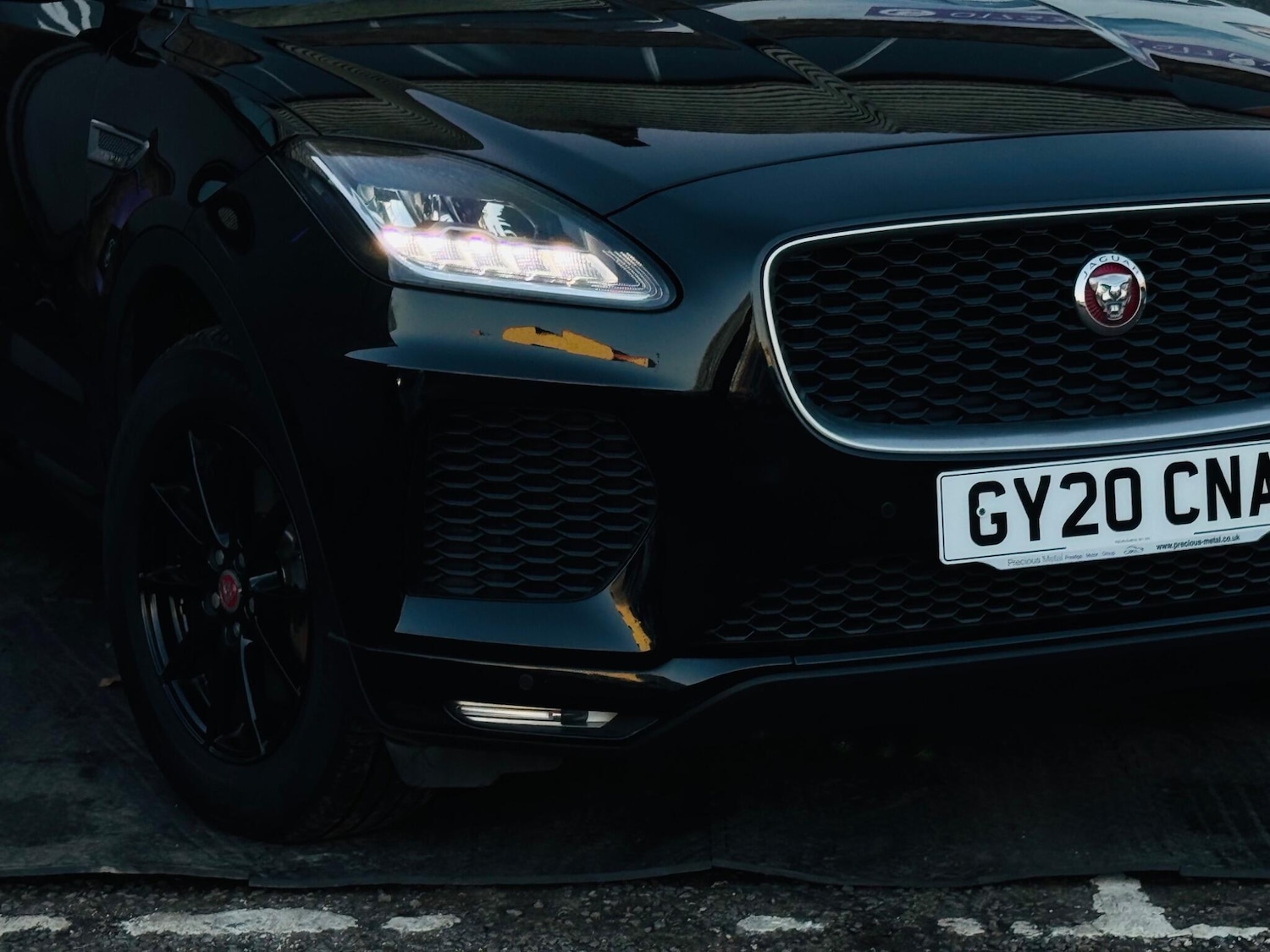 Used Jaguar E-Pace 2020 for sale - 76913654: Photo 5