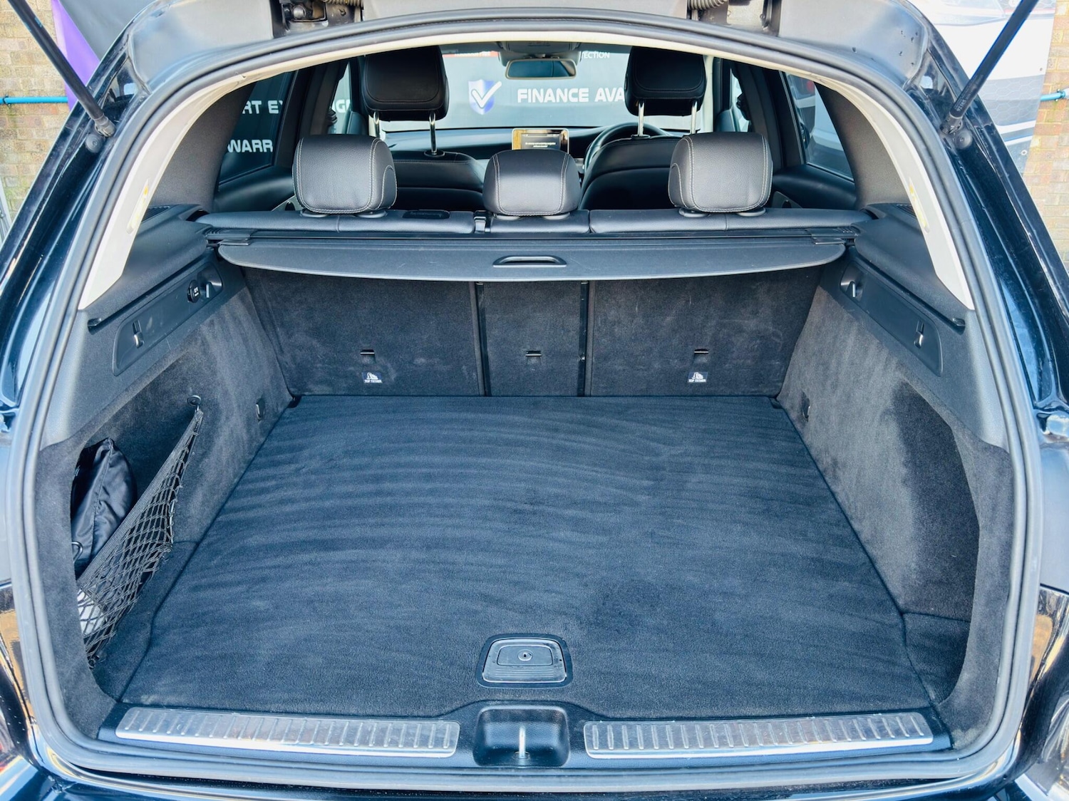 Used Mercedes-Benz GLC 2017 for sale - 77424902: Photo 10