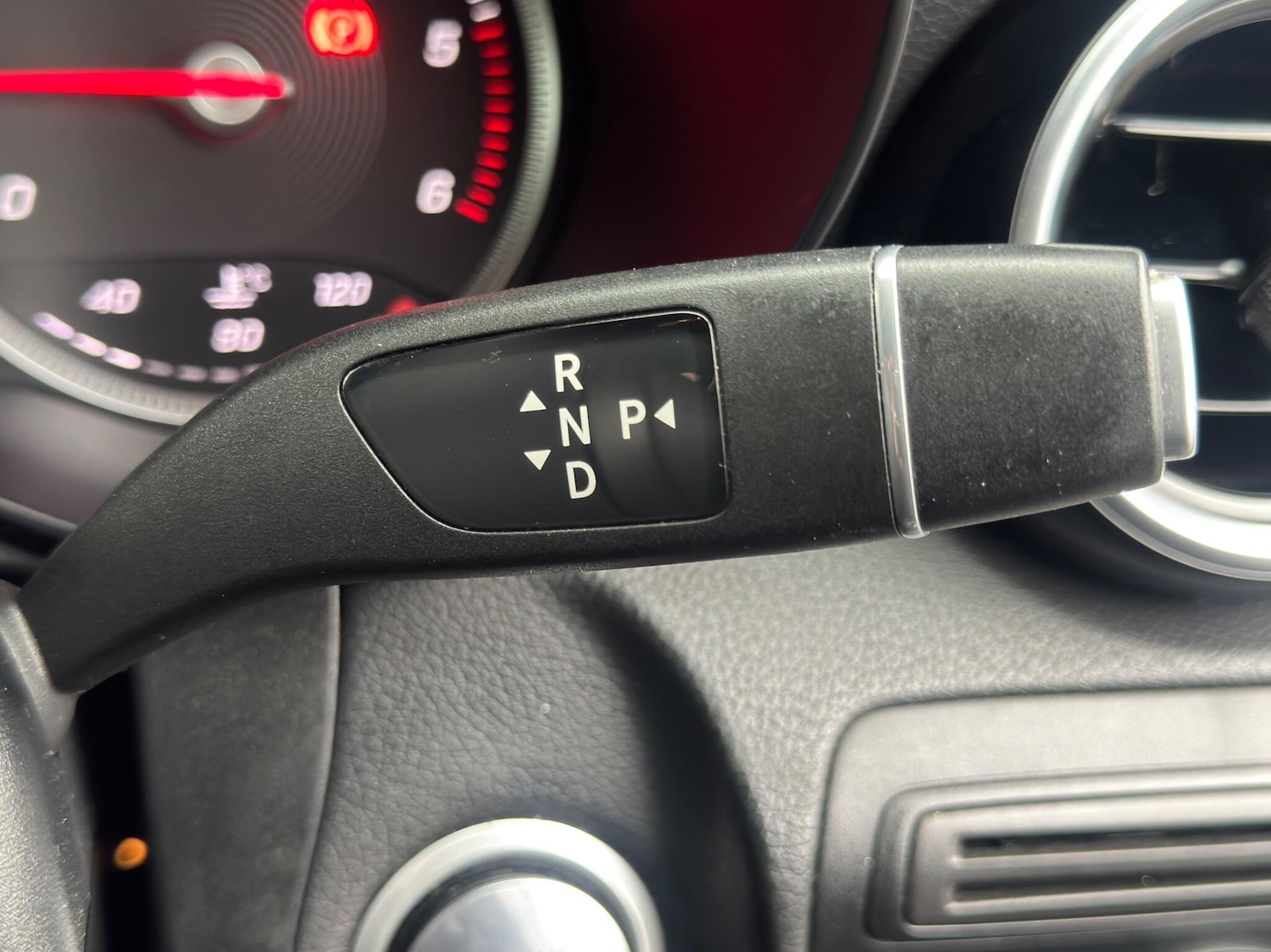 Used Mercedes-Benz GLC 2017 for sale - 77424902: Photo 25