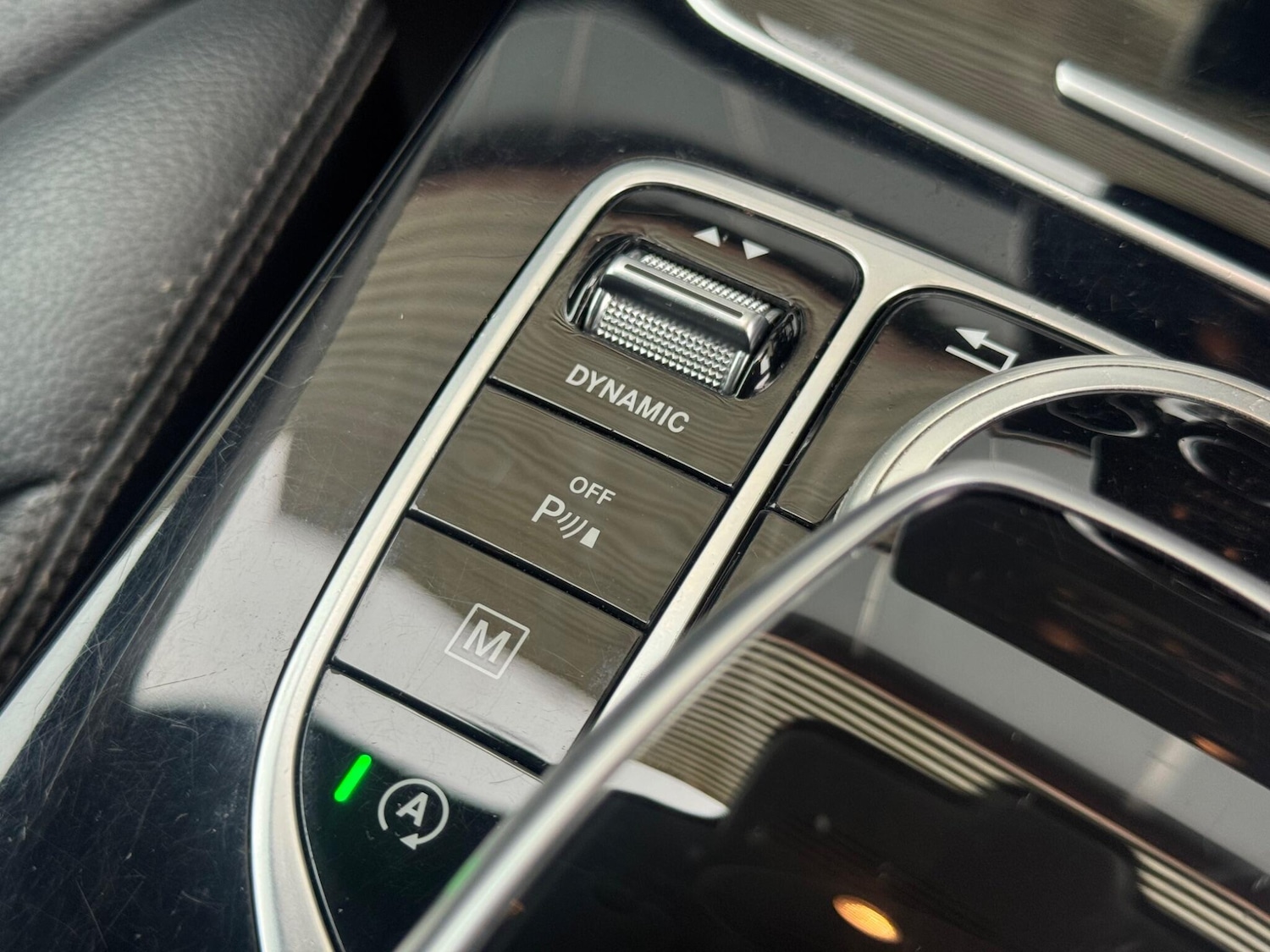 Used Mercedes-Benz GLC 2017 for sale - 77424902: Photo 35