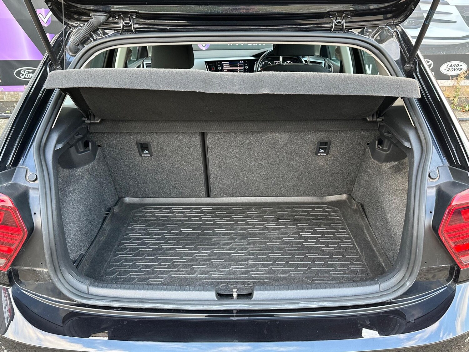 Used Volkswagen Polo 2018 for sale - 76201059: Photo 14