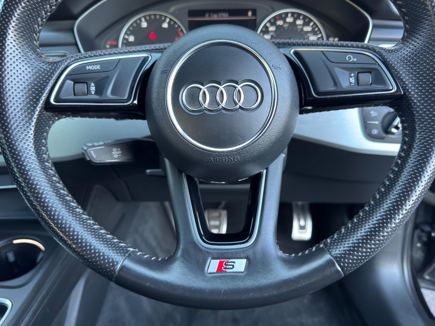 Used Audi A4 2017 for sale - 76936686: Photo 30