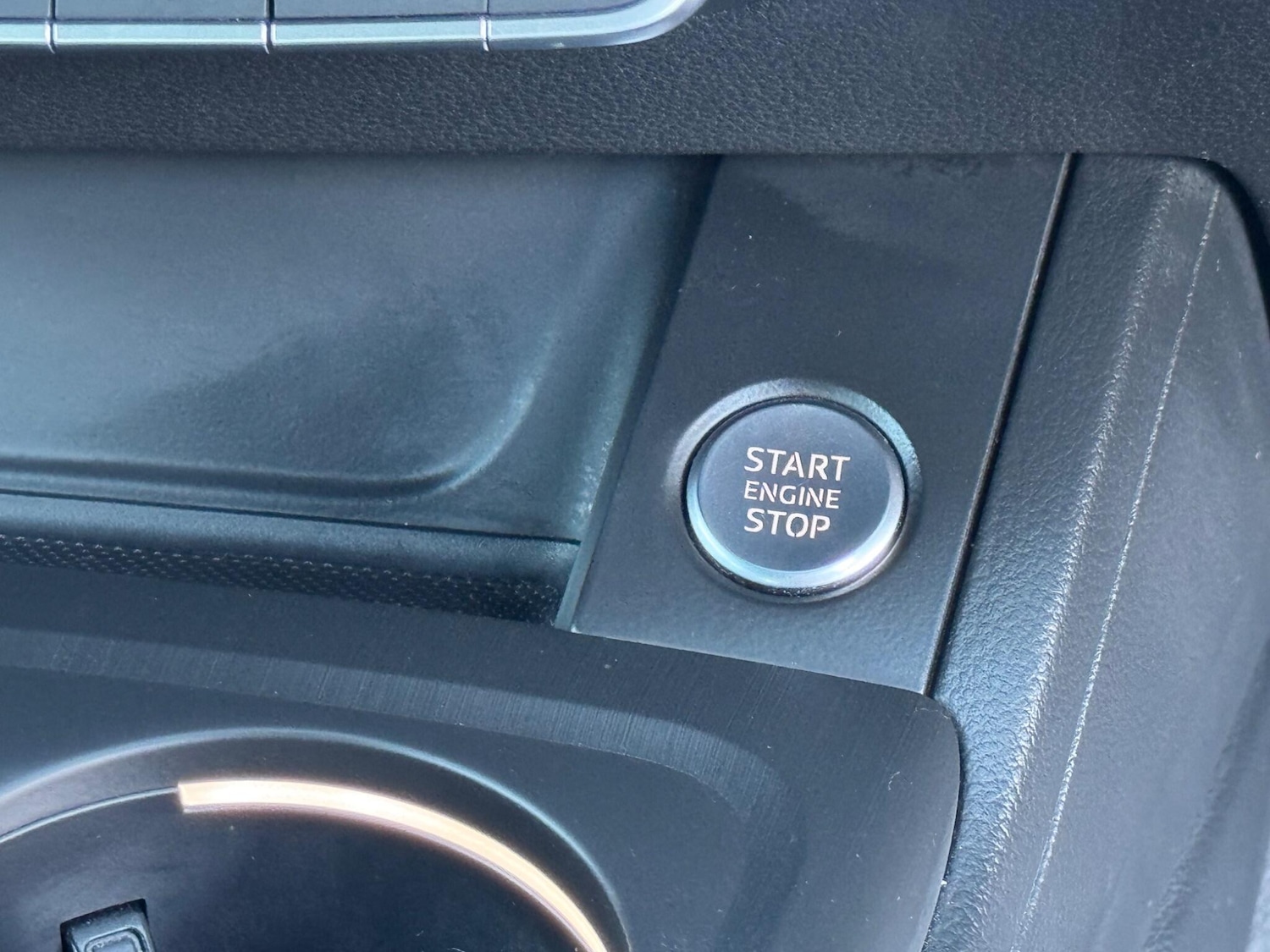 Used Audi A4 2017 for sale - 76936686: Photo 45