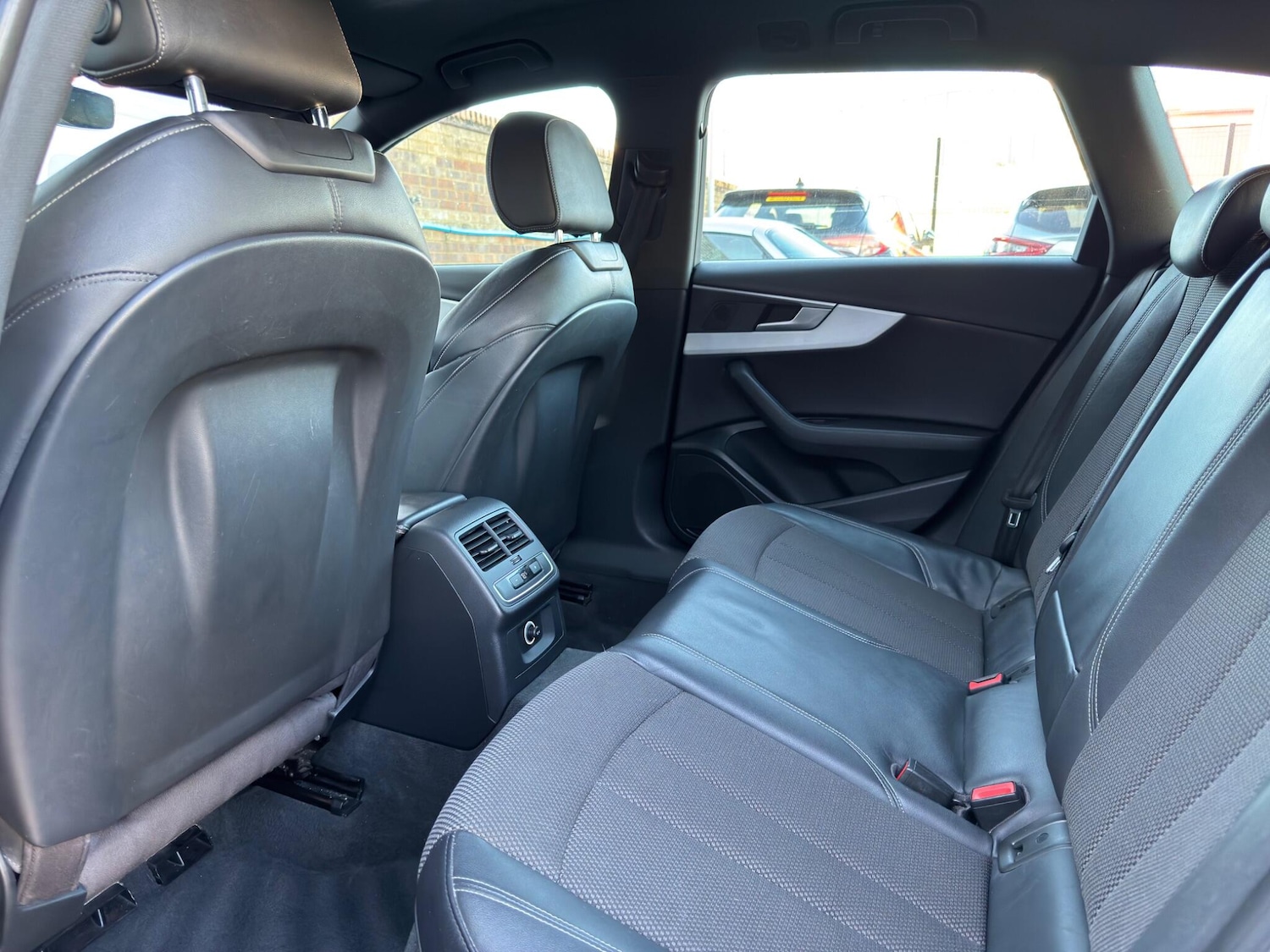 Used Audi A4 2017 for sale - 76936686: Photo 53