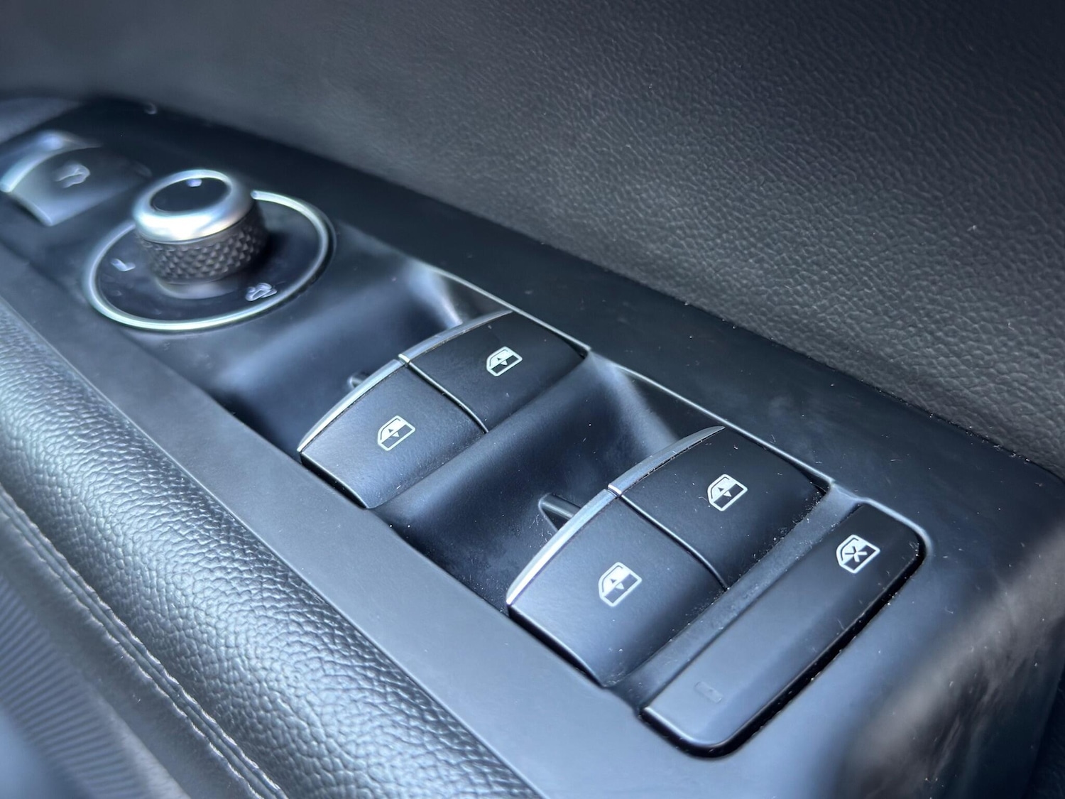 Used Alfa Romeo Stelvio 2018 for sale - 77314799: Photo 25