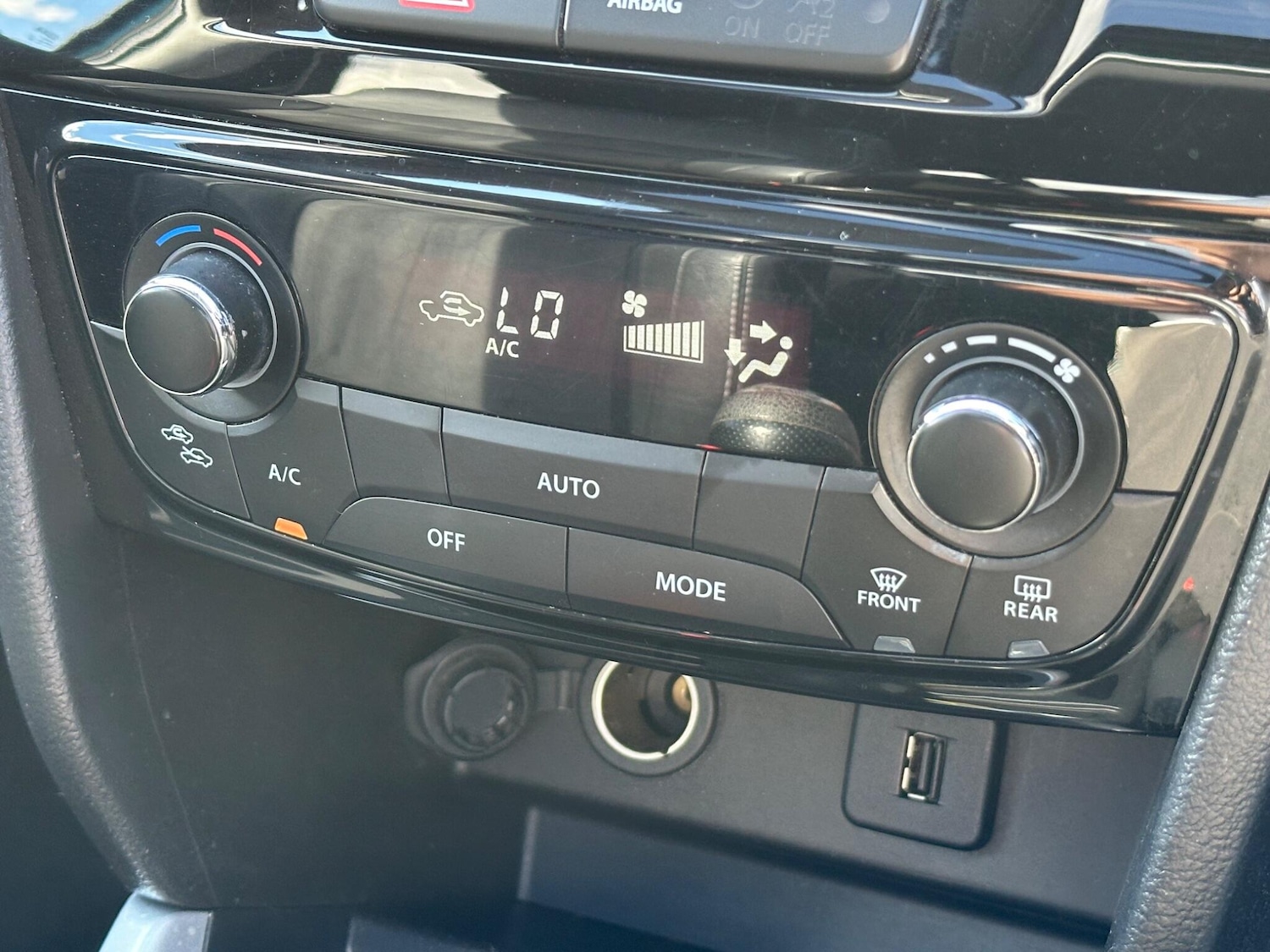 Used Suzuki Vitara 2015 for sale - 75768915: Photo 36