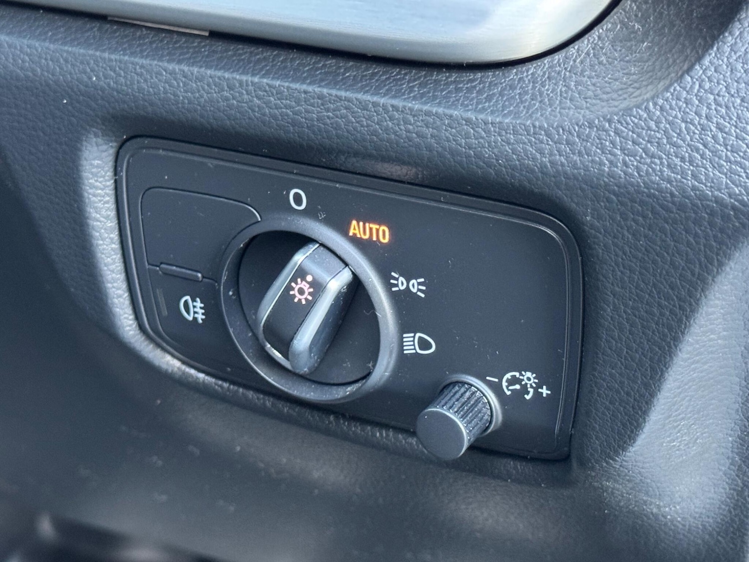 Used Audi A3 2015 for sale - 76850403: Photo 28